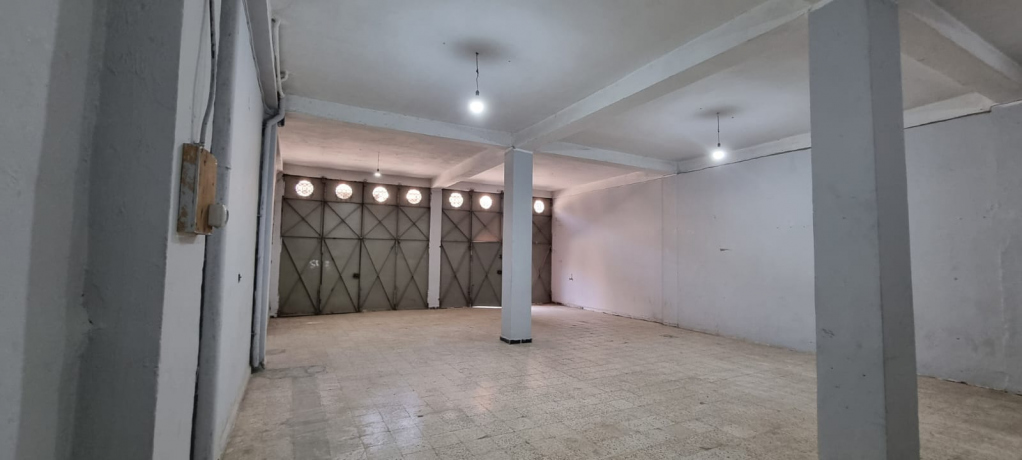  Hangar 180 m² for rent Sétif Setif