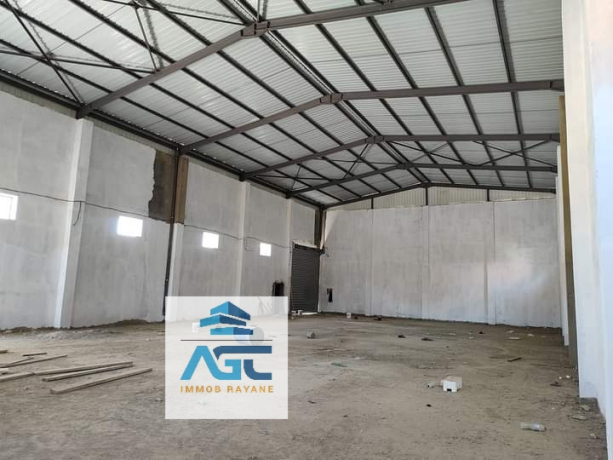 Location Local commercial 1300 m² Béjaïa Oued Ghir