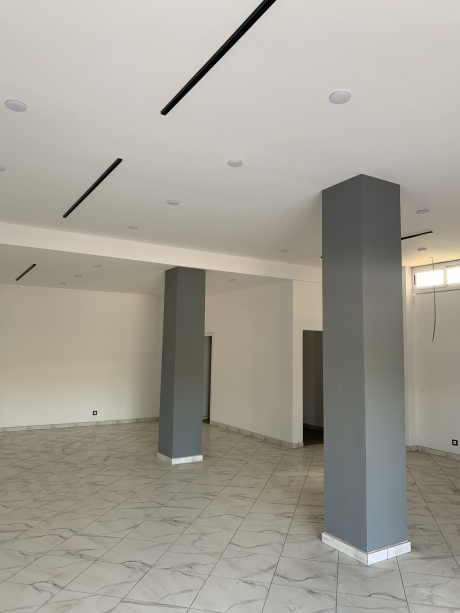 2 parts Shop 200 m² for rent Tizi-Ouzou Azazga