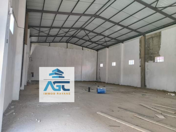  Shop 1300 m² for rent Béjaïa Oued Ghir