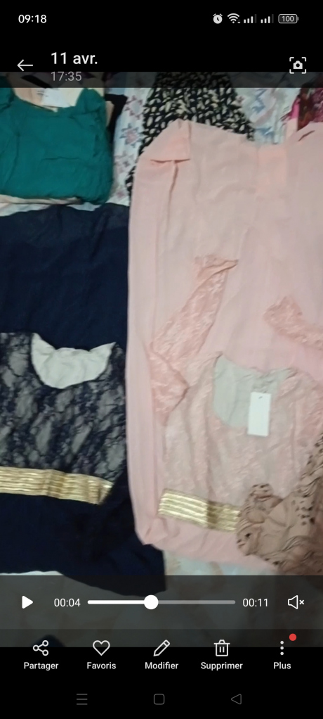 A vendre vêtements femme de marque 