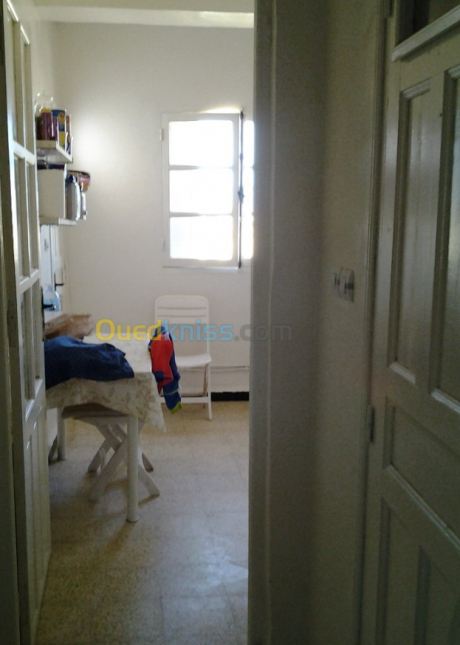 Vente Appartement F2 50 m² Oran Ain Turk