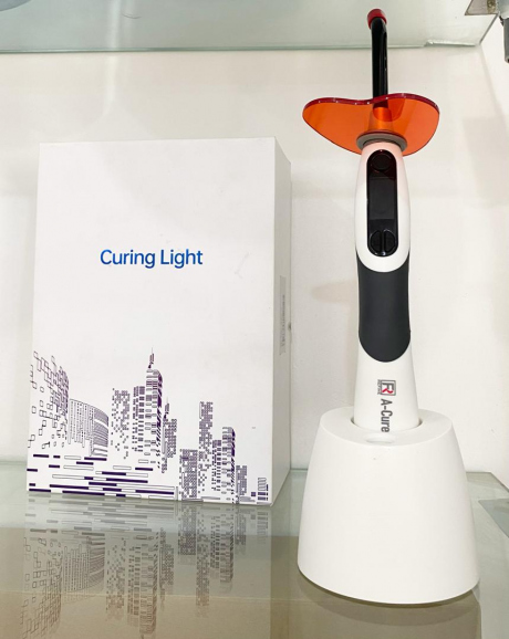 Curing Light