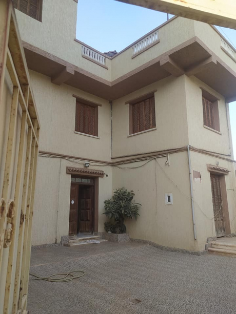 Vente Villa 11 pièces 336 m² Alger Bordj El Kiffan