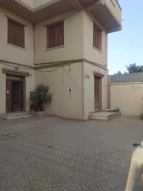 11 bedrooms Villa 336 m² for sale Alger Bordj El Kiffan