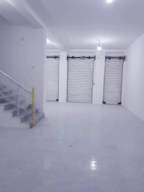 Location Local commercial 2 pièces 342 m² Oran Oued Tlelat