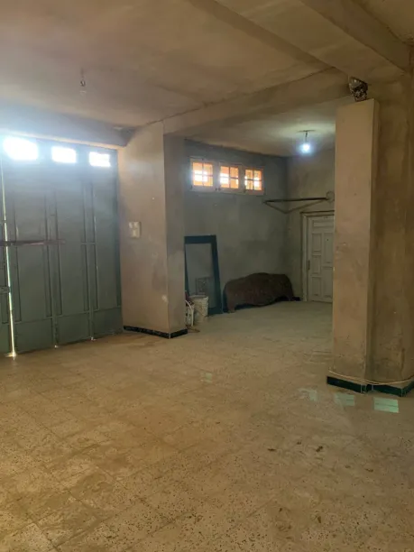 3 parts Garage 108 m² Bouira for rent