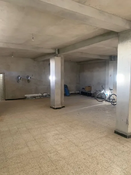 3 parts Garage 108 m² Bouira for rent