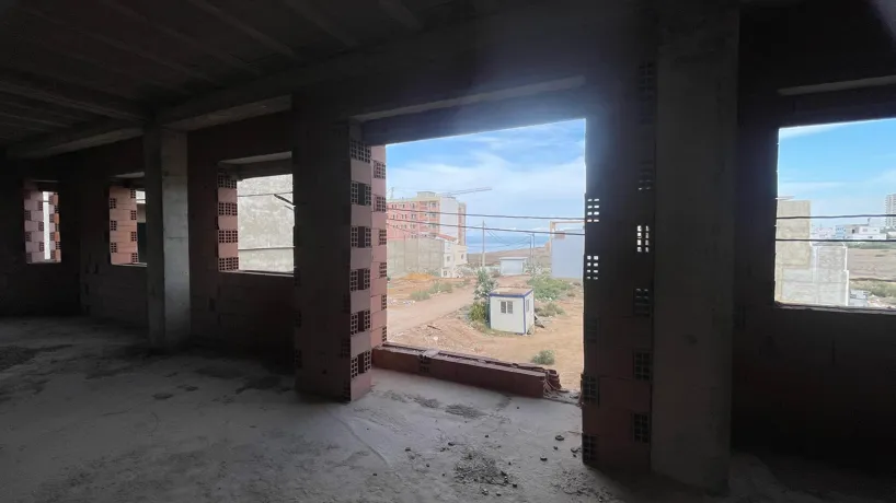 À vendre : Belle carcasse à Kharouba, Hai Salem, Mostaganem - Vue dégagée sur mer