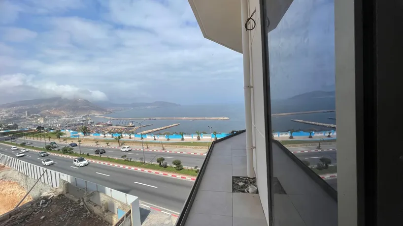 À Vendre : Appartements haut standing à Oran - Front de Mer