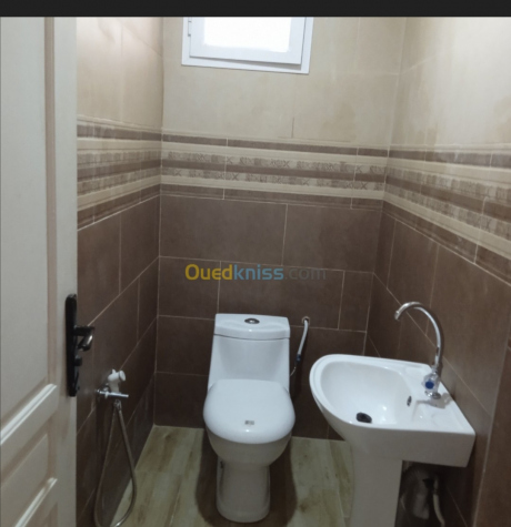 Location Appartement F4 120 m² Alger Bir Mourad Rais