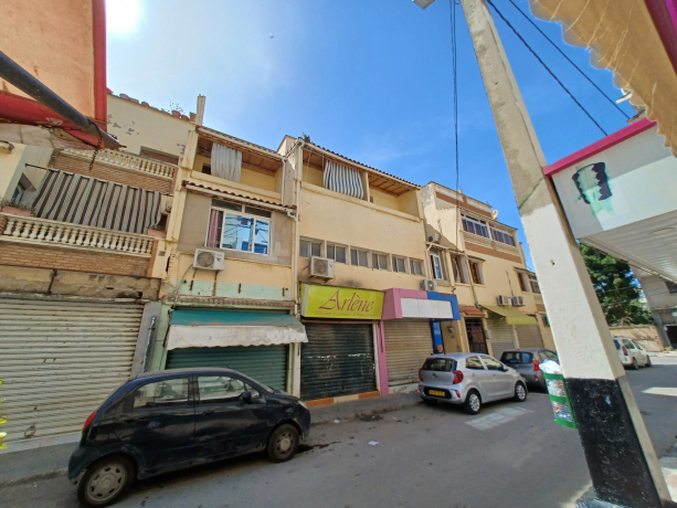 Vente Villa 7 pièces 293 m² Alger Reghaia