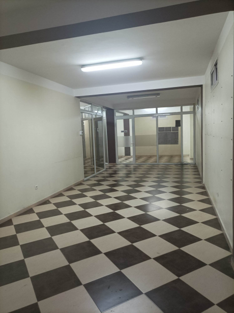 3 parts Garage 100 m² for rent Alger Oued Smar