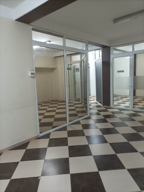 3 parts Garage 100 m² for rent Alger Oued Smar