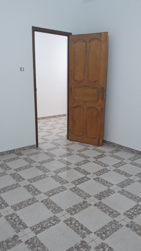 Location Villa 4 pièces 160 m² Biskra