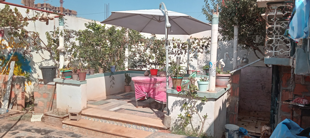 9 bedrooms Villa 500 m² for sale Oran Bir El Djir