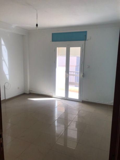 3 bedrooms Apartment 111 m² for sale Oran