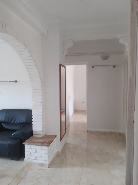 3 bedrooms Apartment 70 m² for sale Alger El Marsa