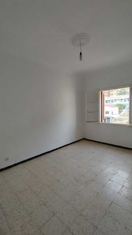 Vente Appartement F3 67 m² Ain-Defla Miliana