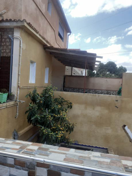 5 bedrooms House 241 m² for sale Tlemcen Ghazaouet