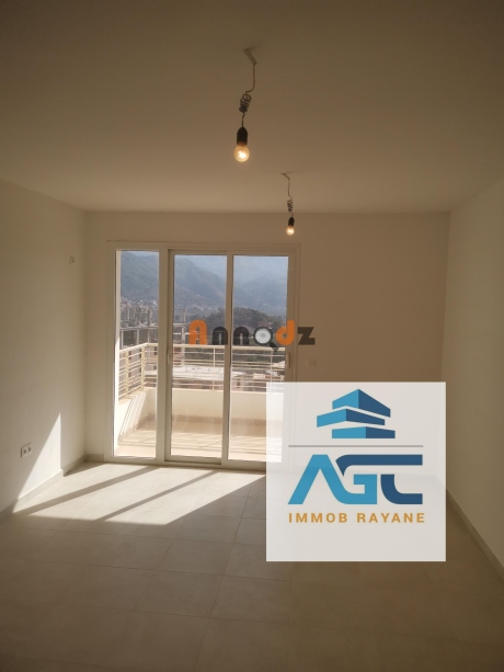 Location Appartement F3 80 m² Bejaïa Bejaia