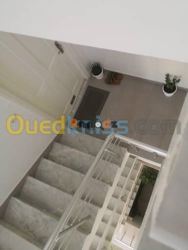 Vente Appartement F4 82 m² Alger Reghaia