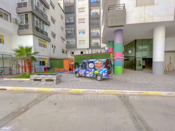 5 bedrooms Apartment 160 m² for sale Oran Bir El Djir