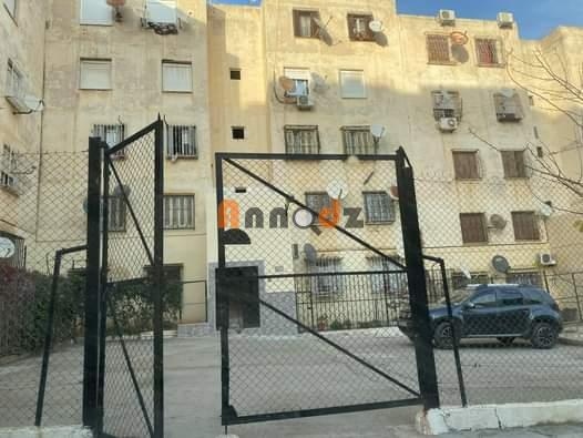 Location Appartement F4 80 m² Alger Djasr Kasentina