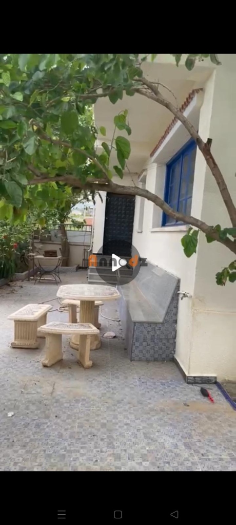 Vente Villa 6 pièces 304 m² Tizi-Ouzou Tigzirt