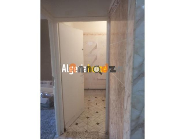 Vente Appartement F3 80 m² Ouargla