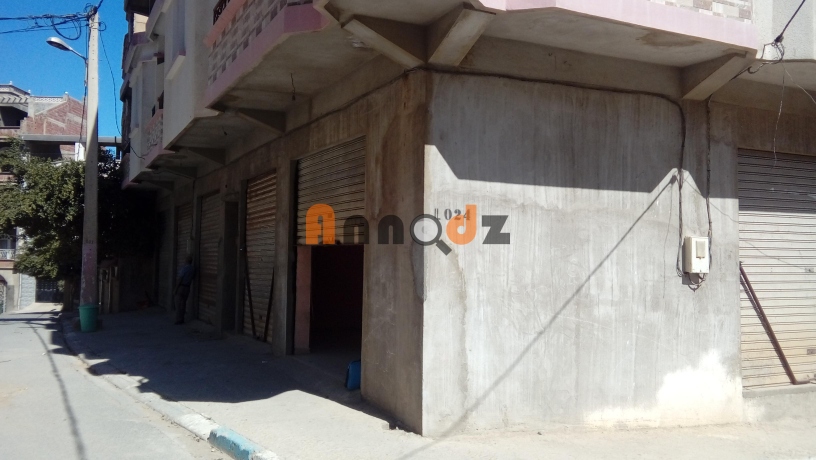 6 parts Garage 120 m² for rent Jijel