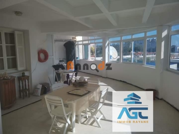 4 bedrooms Apartment 167 m² for rent Bejaïa Bejaia