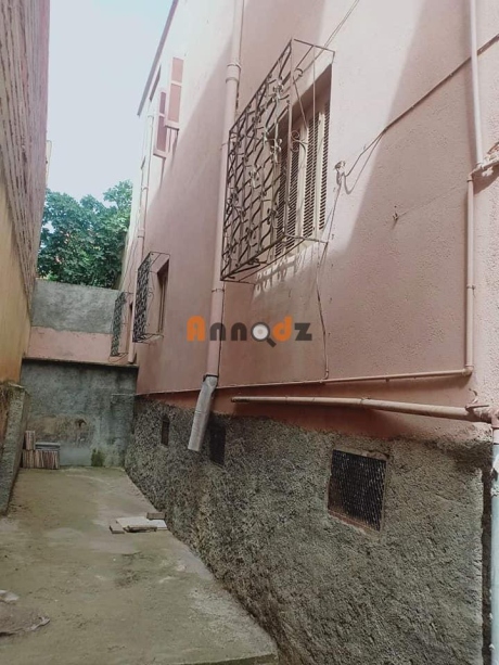 Vente Maison 6 pièces 204 m² Tlemcen Nedroma