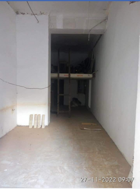  Garage 40 m² for rent Oran